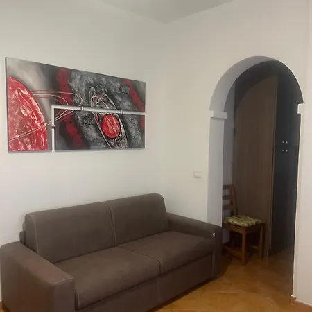 De Rosa Apartment Pero