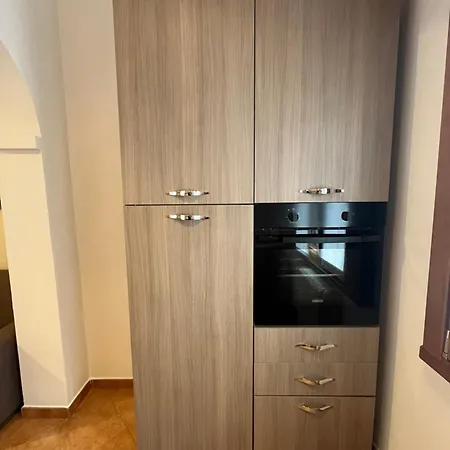 Apartment De Rosa *